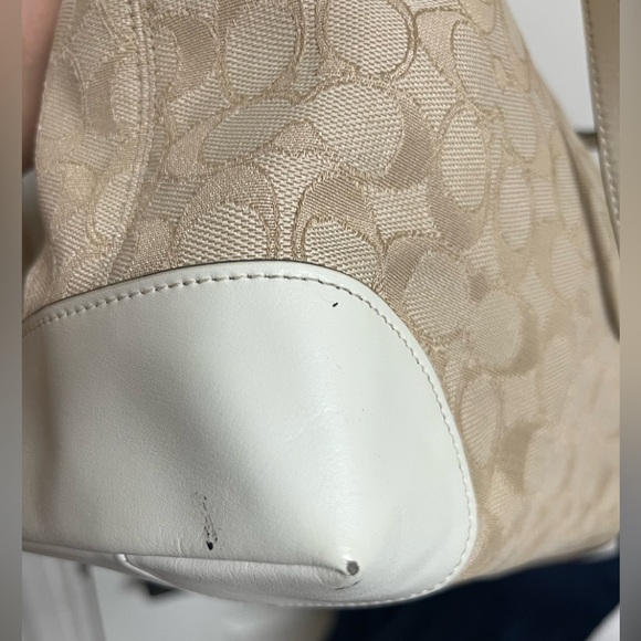 Coach Cream and White Shoulder Bag with Signature Monogram - Picture 5 of 13